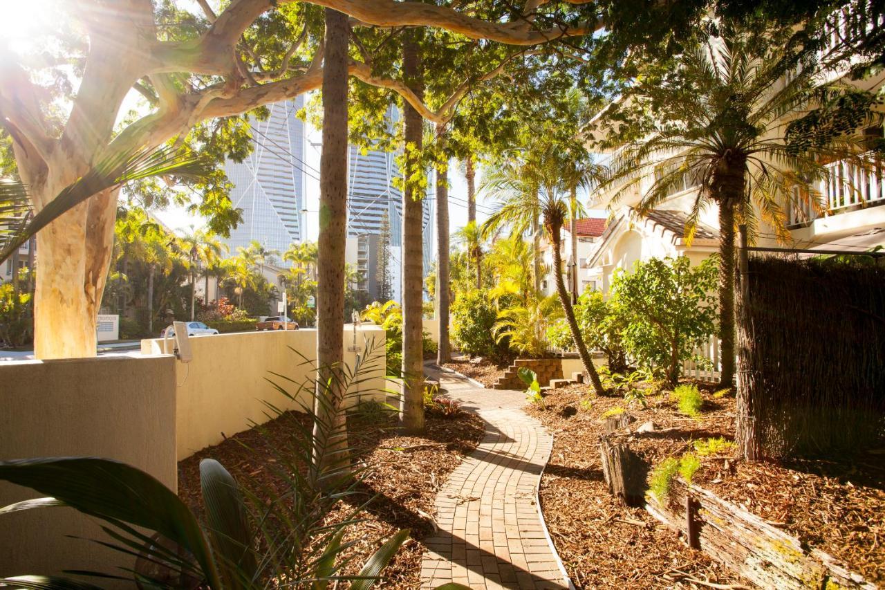 Surfers Tradewinds Hotel Gold Coast Exterior photo