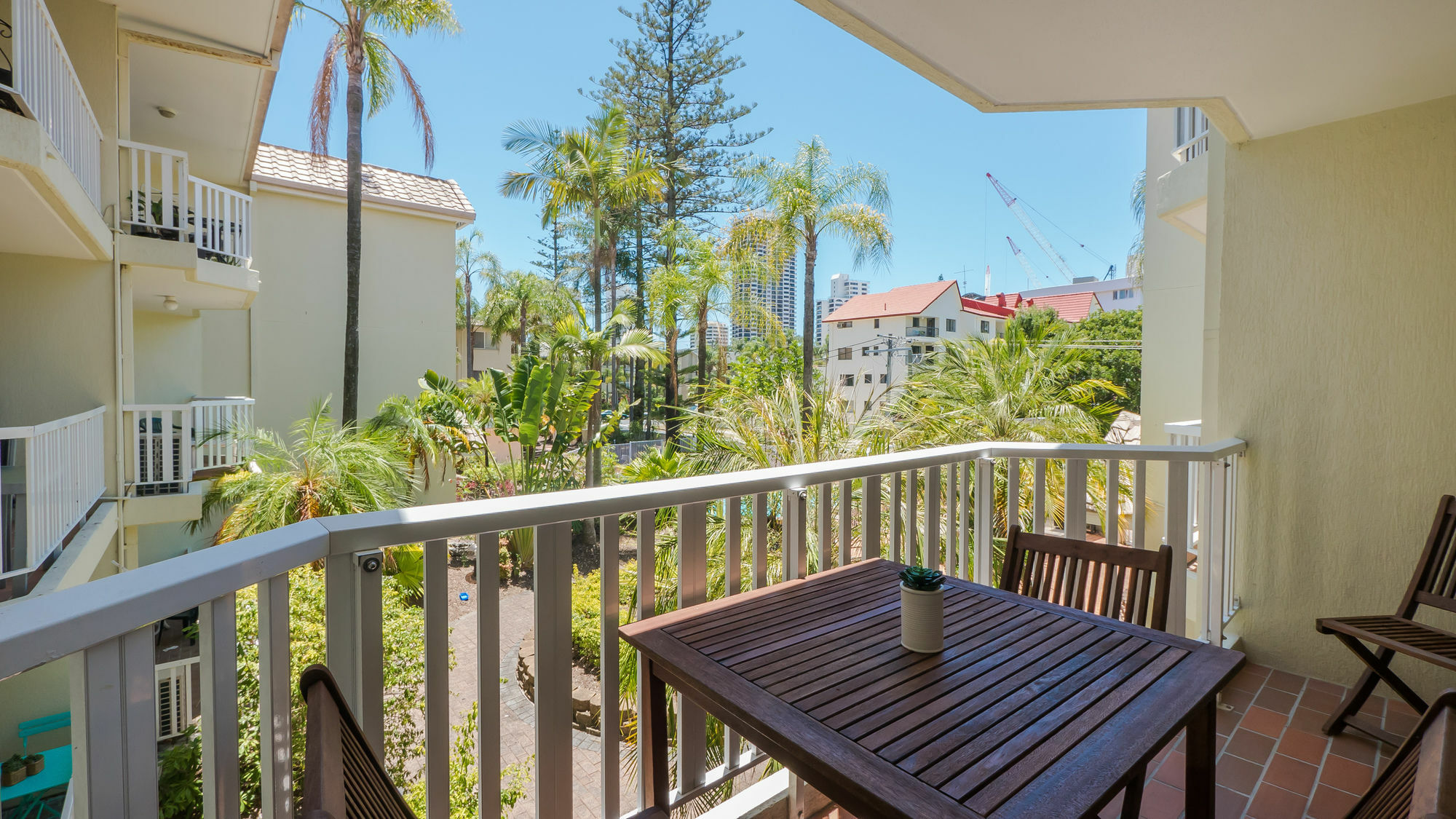 Surfers Tradewinds Hotel Gold Coast Exterior photo